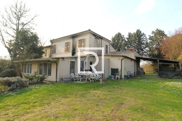 casa indipendente in vendita a Ravenna