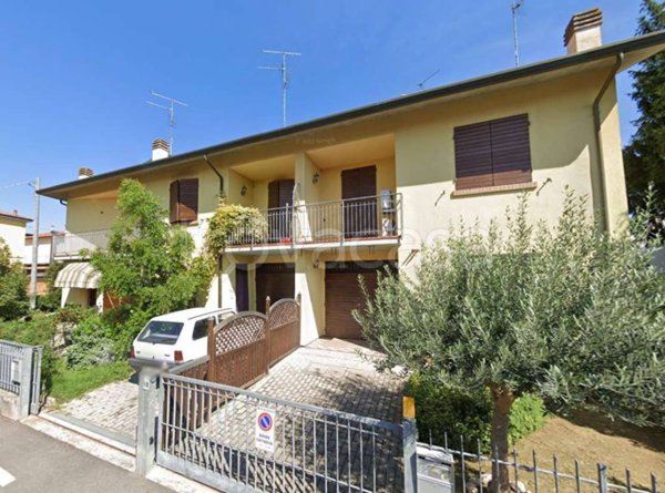 casa indipendente in vendita a Ravenna in zona Sant'Alberto