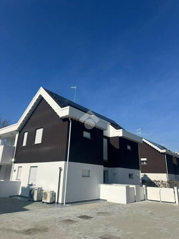 appartamento in vendita a Ravenna in zona Classe