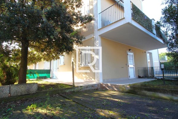 appartamento in vendita a Ravenna in zona Lido Adriano