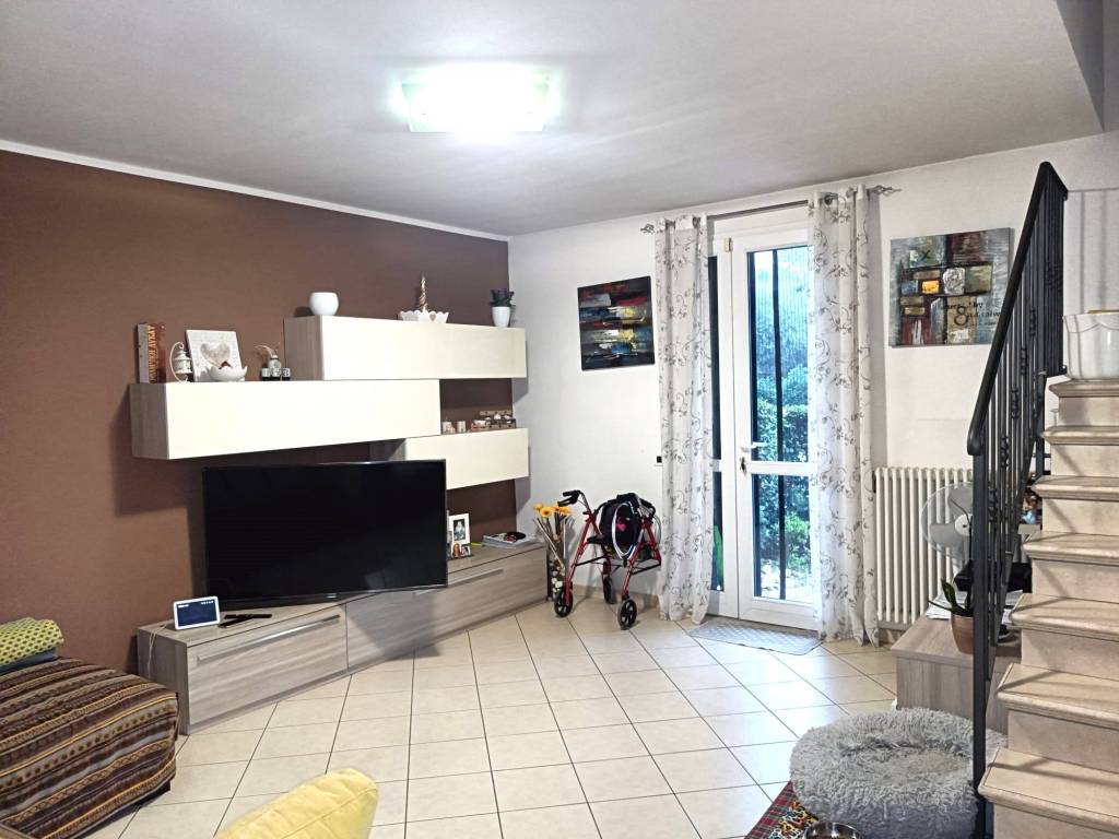 casa indipendente in vendita a Ravenna