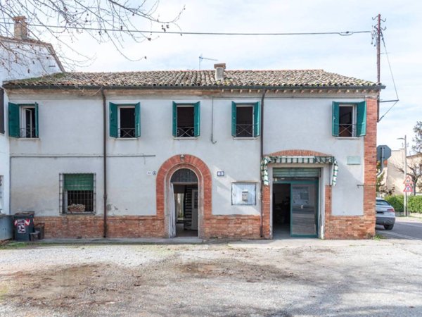 casa indipendente in vendita a Ravenna in zona Piangipane