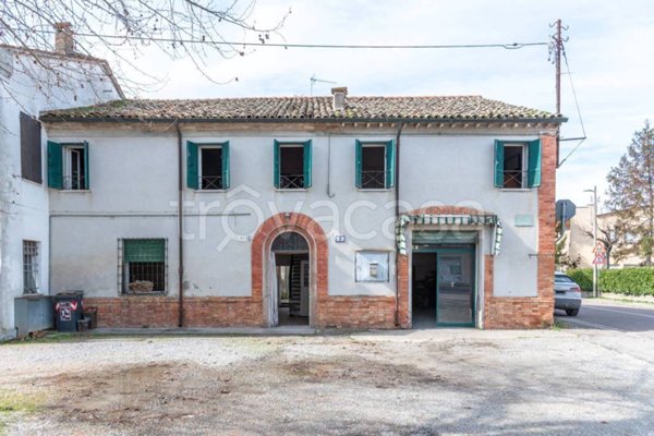 casa indipendente in vendita a Ravenna in zona Santerno