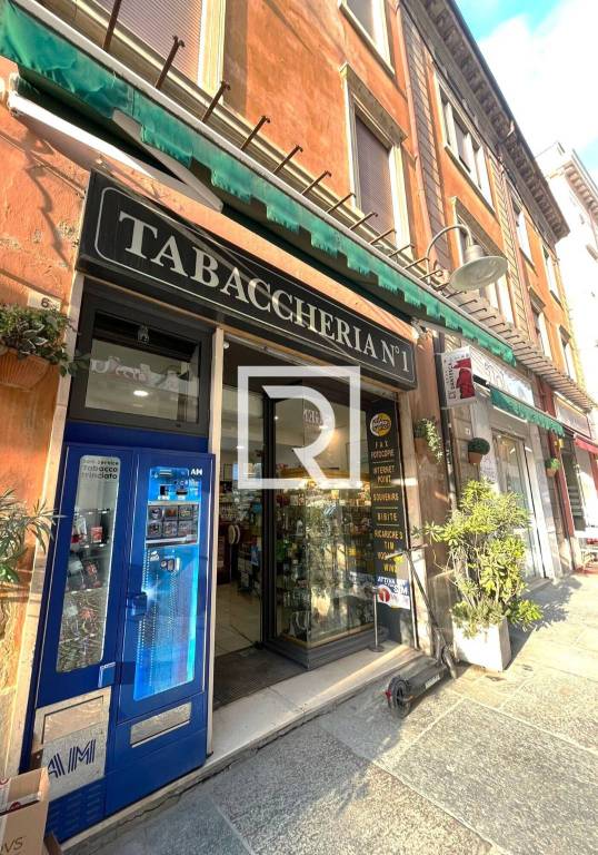 negozio in vendita a Ravenna in zona Centro Storico