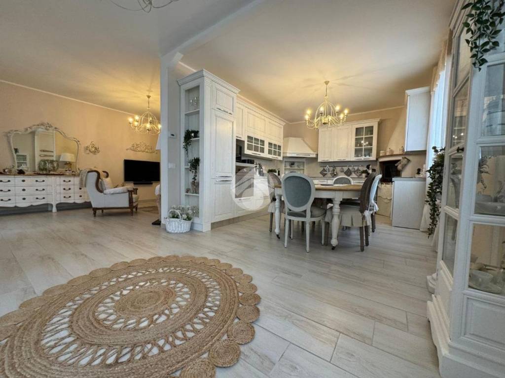 appartamento in vendita a Ravenna in zona Lido Adriano