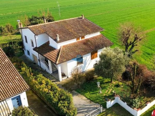 casa indipendente in vendita a Ravenna in zona San Romualdo
