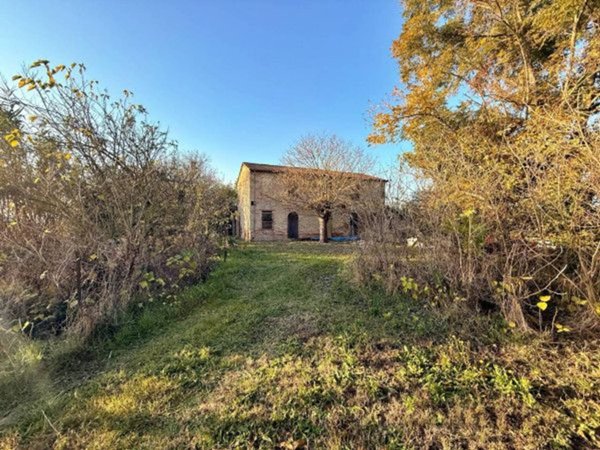 casa indipendente in vendita a Ravenna in zona San Pietro in Vincoli