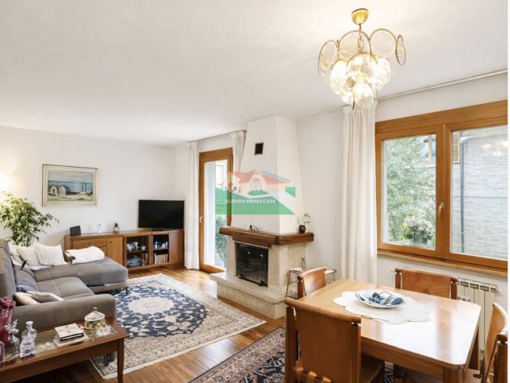 casa indipendente in vendita a Ravenna in zona Classe