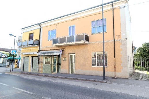 casa indipendente in vendita a Ravenna in zona Castiglione di Ravenna