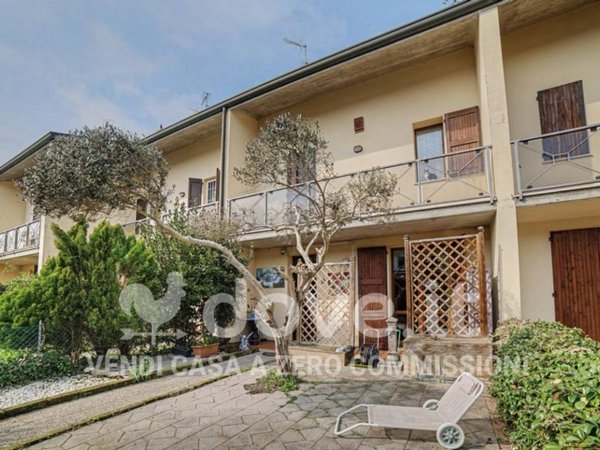 casa indipendente in vendita a Ravenna in zona Piangipane
