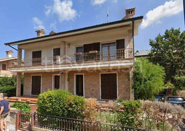 casa indipendente in vendita a Ravenna