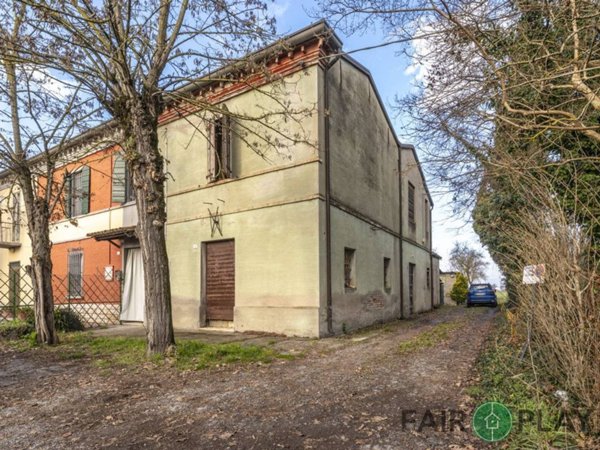 casa indipendente in vendita a Ravenna in zona Castiglione di Ravenna