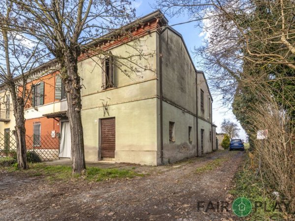 casa indipendente in vendita a Ravenna in zona Castiglione di Ravenna