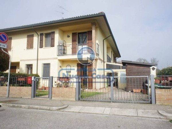 casa indipendente in vendita a Ravenna in zona San Michele