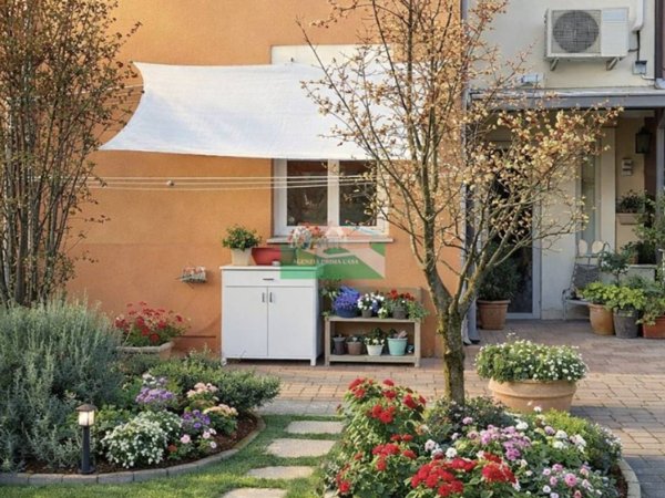 casa indipendente in vendita a Ravenna in zona Sant'Alberto