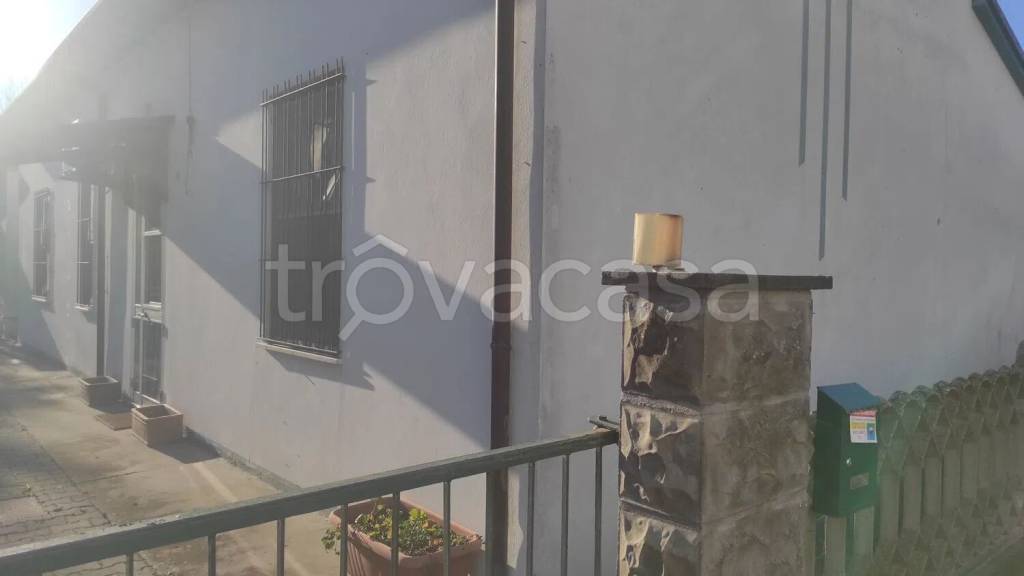 casa indipendente in vendita a Ravenna in zona Santerno