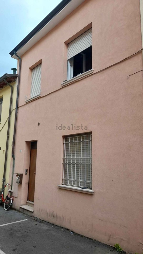 casa indipendente in vendita a Ravenna in zona Centro Storico