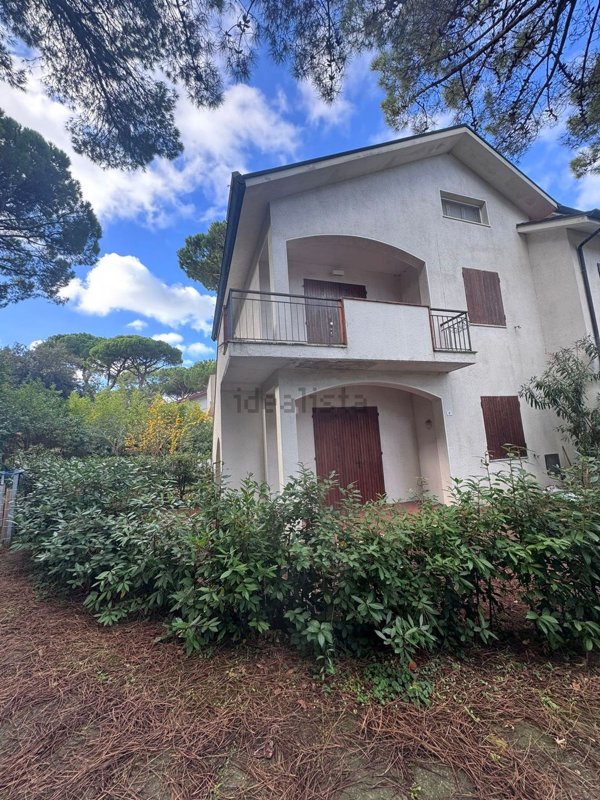 casa indipendente in vendita a Ravenna in zona Marina Romea