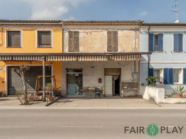 casa indipendente in vendita a Ravenna in zona Gambellara