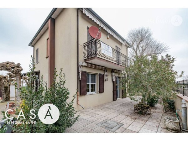 casa indipendente in vendita a Ravenna in zona Savio di Ravenna