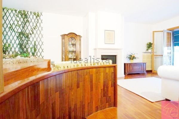 casa indipendente in vendita a Ravenna in zona Centro Storico