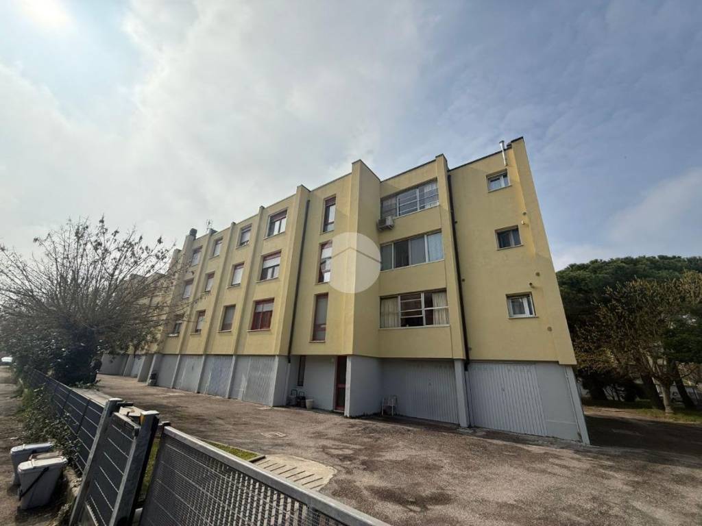 appartamento in vendita a Ravenna in zona Marina di Ravenna