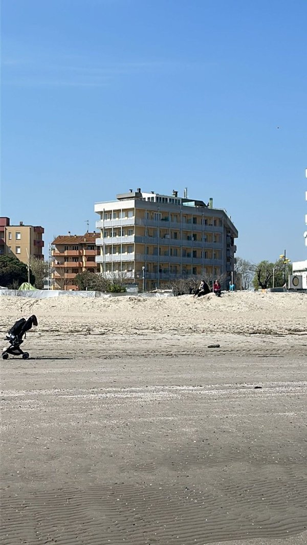 appartamento in vendita a Ravenna in zona Lido Adriano