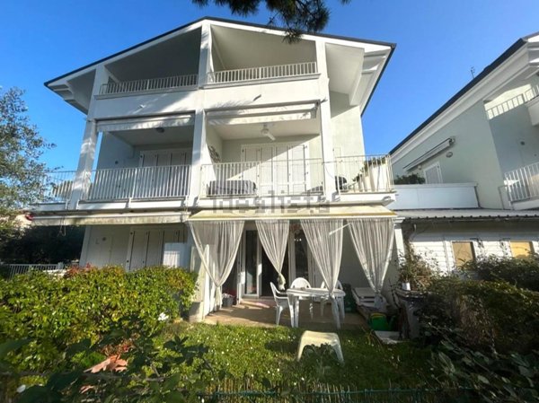 appartamento in vendita a Ravenna in zona Marina Romea