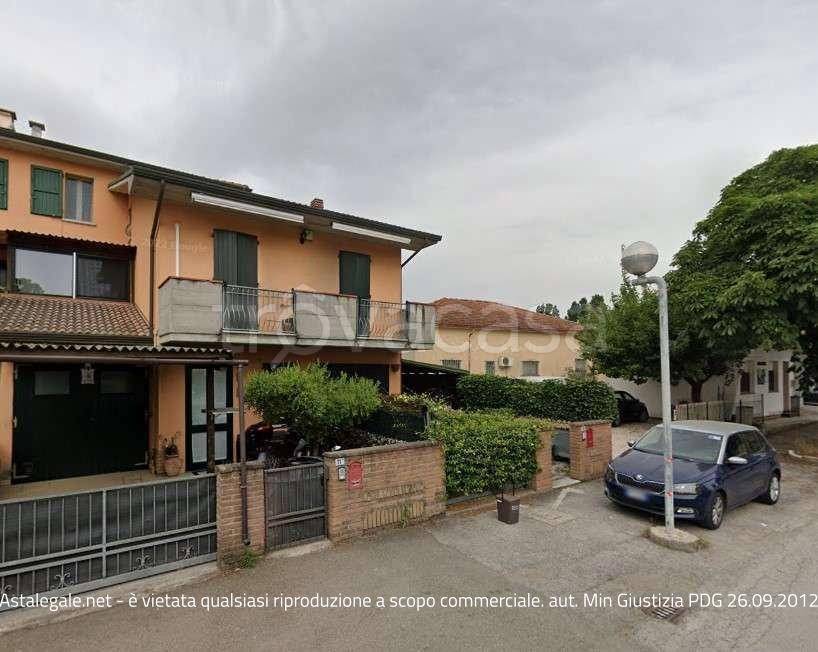 appartamento in vendita a Ravenna in zona Classe