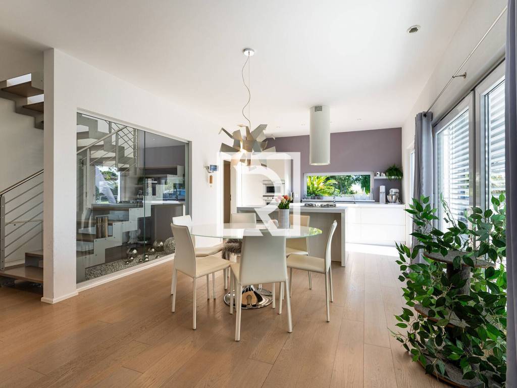 casa indipendente in vendita a Ravenna in zona Longana