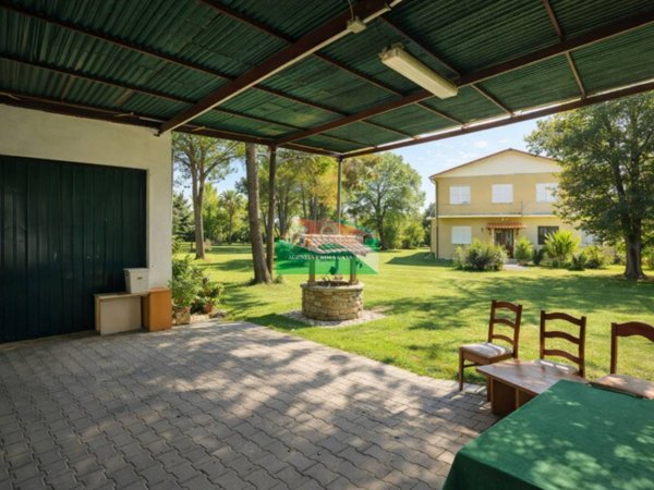 casa indipendente in vendita a Ravenna in zona Castiglione di Ravenna