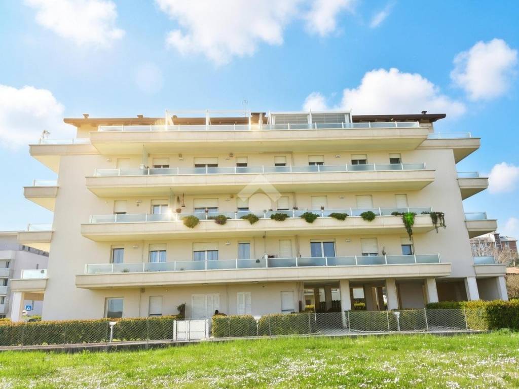 appartamento in vendita a Ravenna in zona Classe