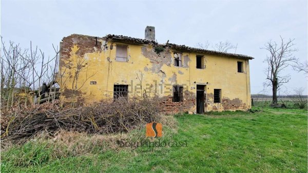 casa indipendente in vendita a Ravenna in zona Classe