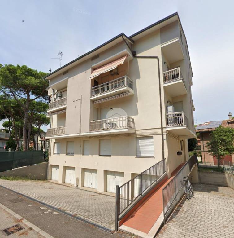 appartamento in vendita a Ravenna in zona Punta Marina Terme