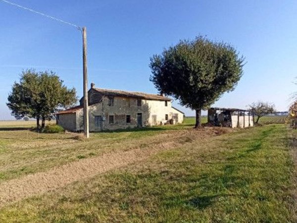 casa indipendente in vendita a Ravenna in zona Castiglione di Ravenna