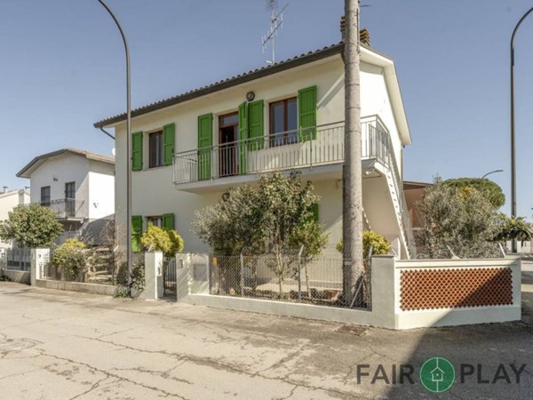 appartamento in vendita a Ravenna in zona Classe