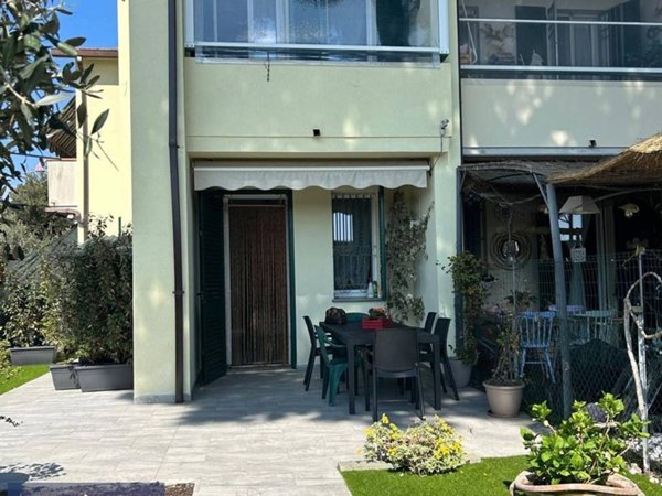 casa indipendente in vendita a Ravenna in zona Lido Adriano