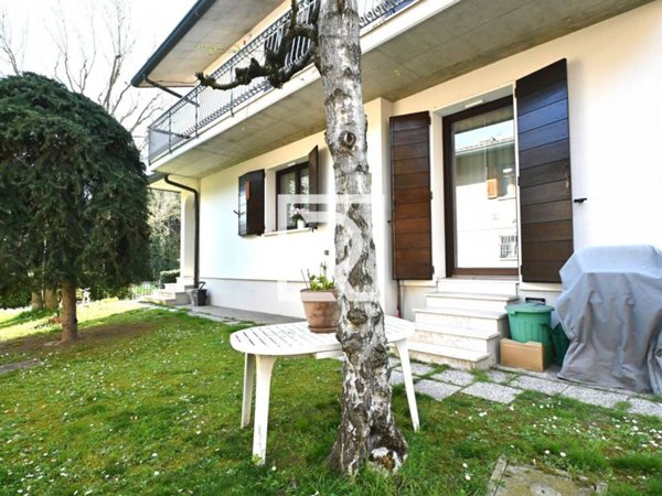 casa indipendente in vendita a Ravenna in zona Classe