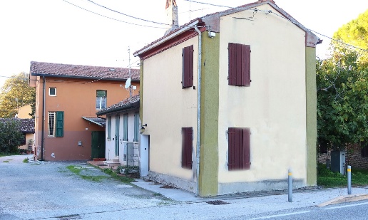 casa indipendente in vendita a Ravenna in zona Castiglione di Ravenna