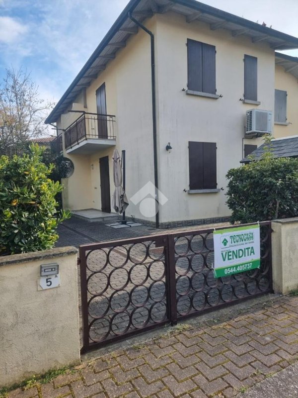 appartamento in vendita a Ravenna in zona Lido di Classe