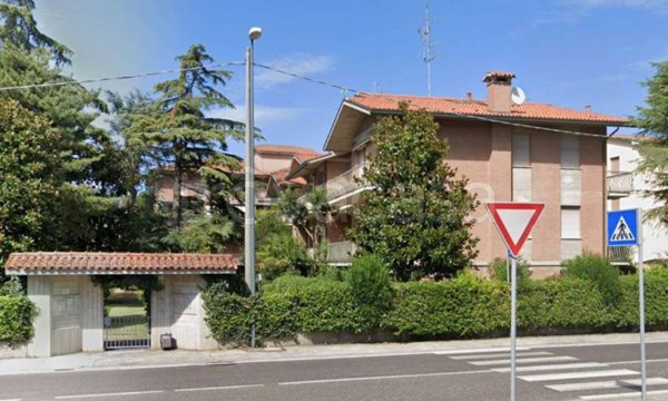 casa indipendente in vendita a Ravenna
