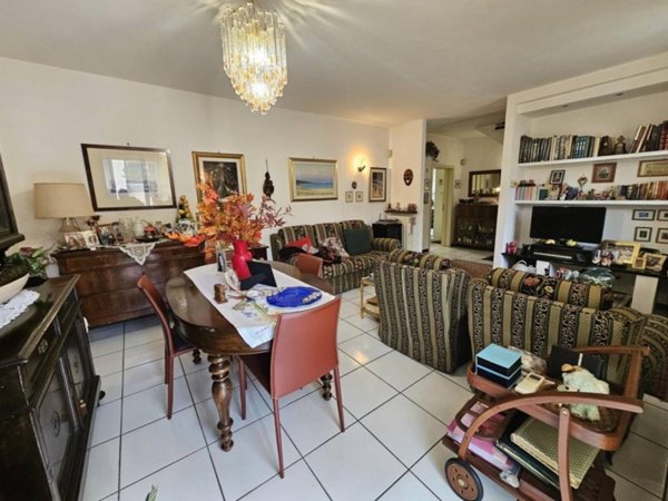 casa indipendente in vendita a Ravenna