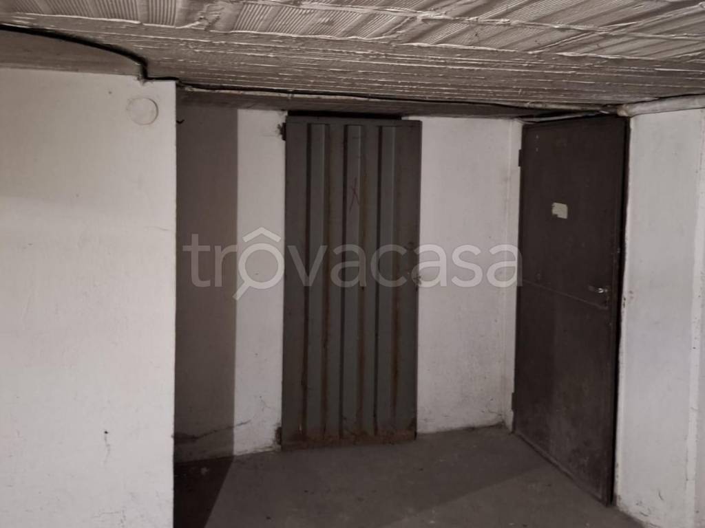 locale commerciale in vendita a Ravenna