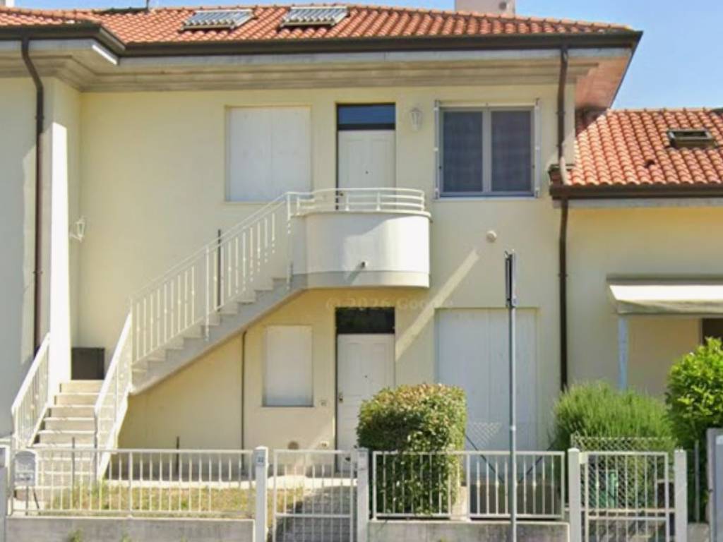 appartamento in vendita a Ravenna in zona Roncalceci