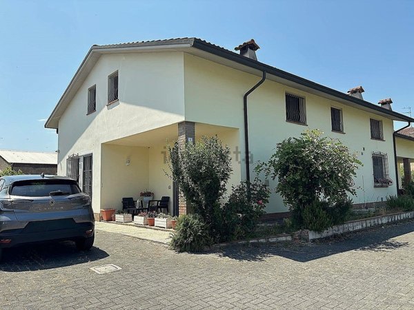 casa indipendente in vendita a Ravenna in zona San Pietro in Campiano