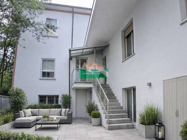 casa indipendente in vendita a Ravenna in zona Centro Storico