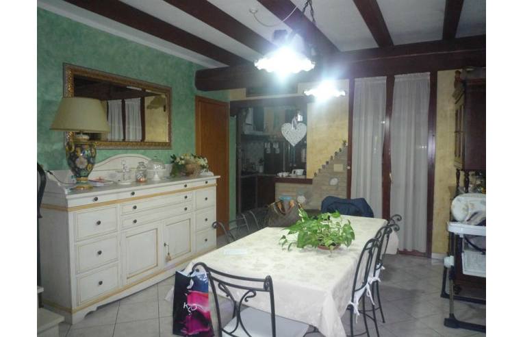 casa indipendente in vendita a Ravenna in zona Lido Adriano