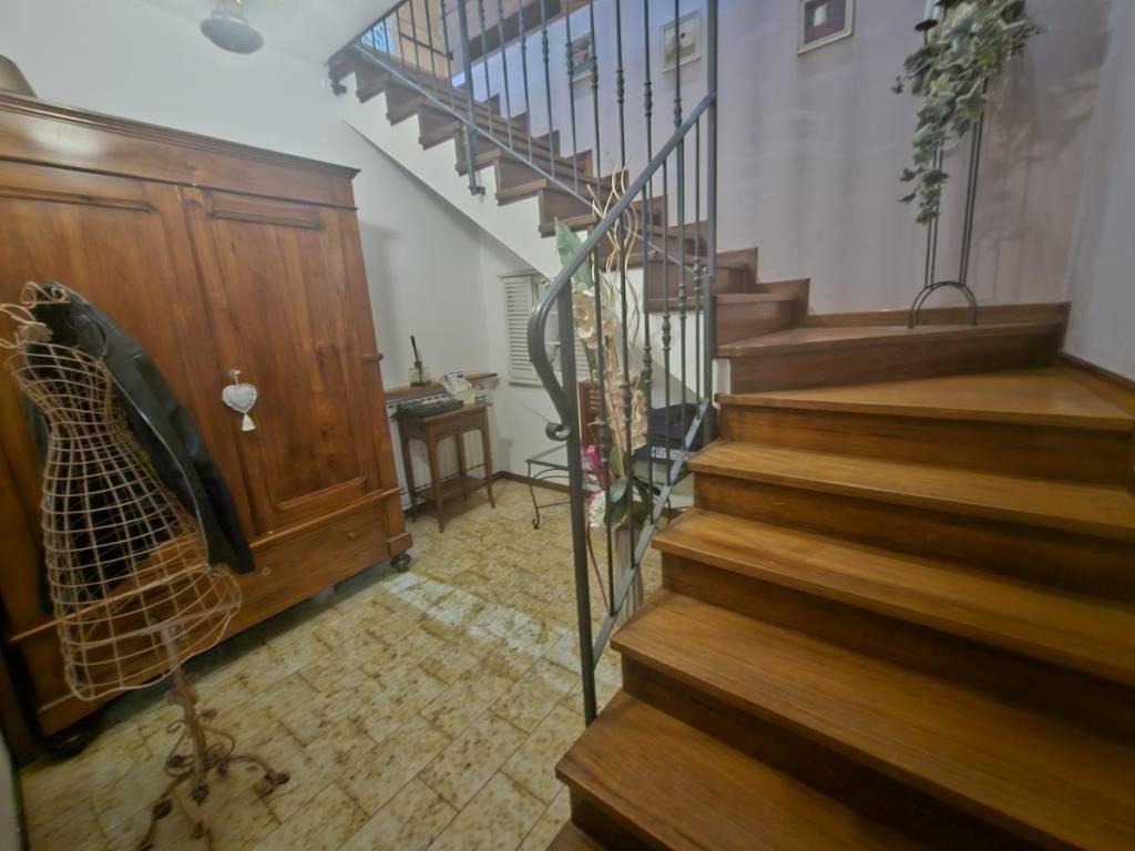 casa indipendente in vendita a Ravenna