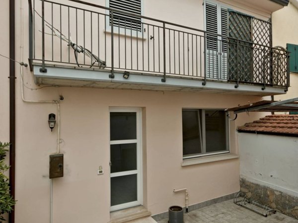 casa indipendente in vendita a Ravenna in zona Centro Storico