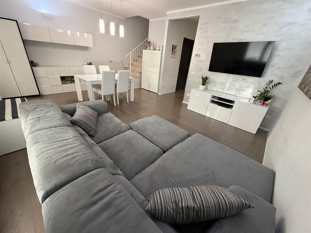 casa indipendente in vendita a Ravenna in zona Centro Storico